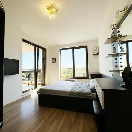 Mare Apartment Saints Constantine and Helena