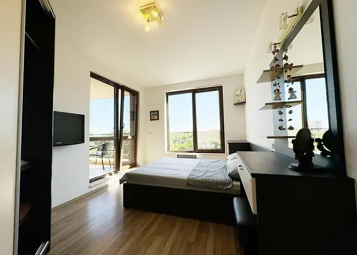 Mare Apartment Saints Constantine and Helena